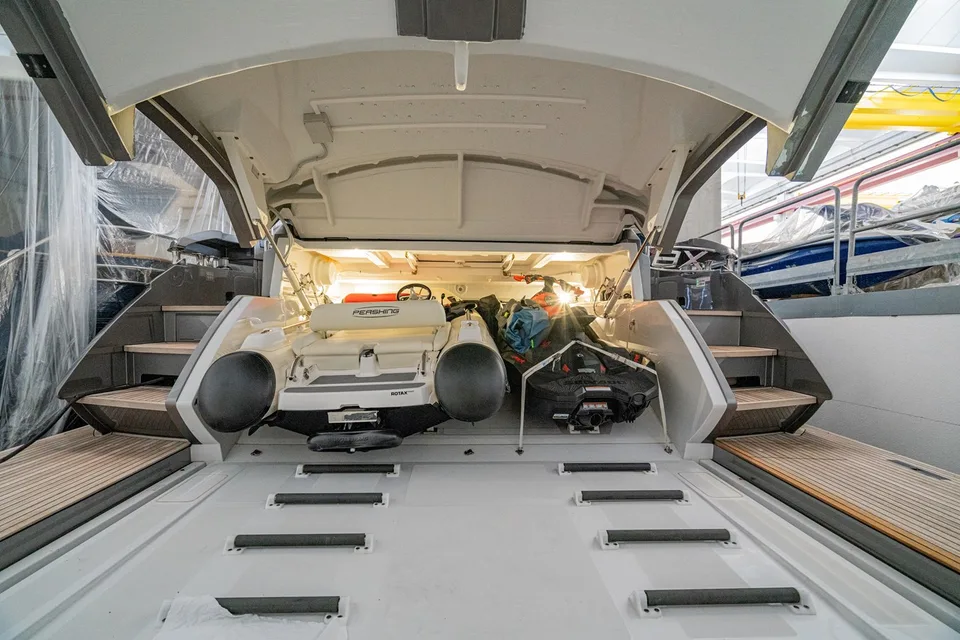 Pershing Pershing 8 X