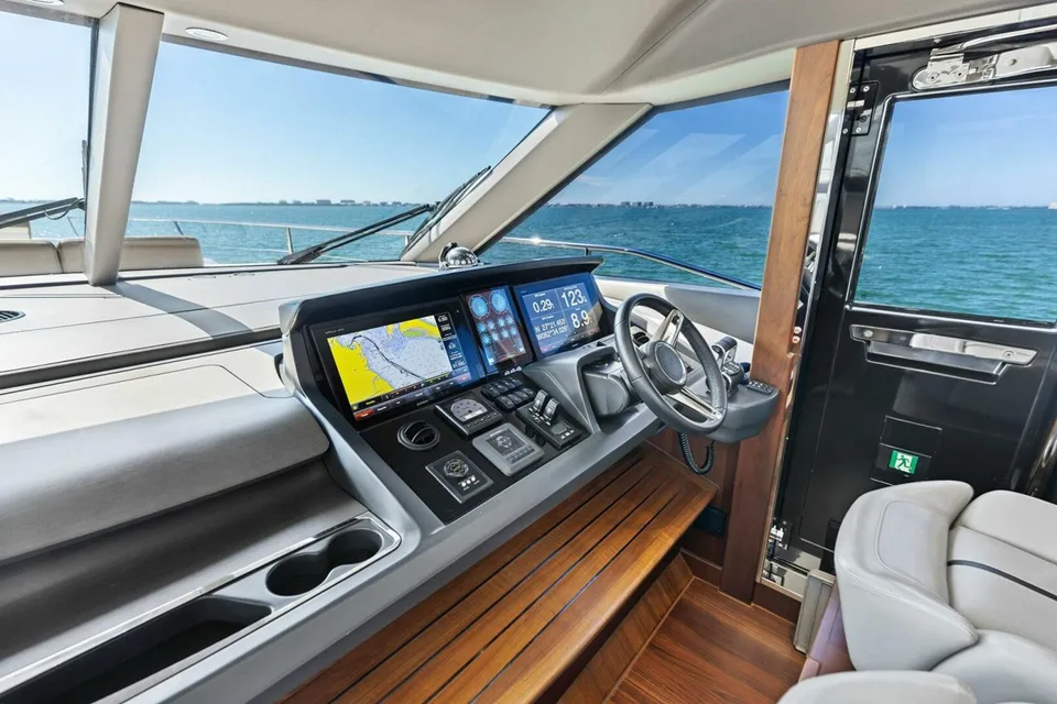 Princess Y75