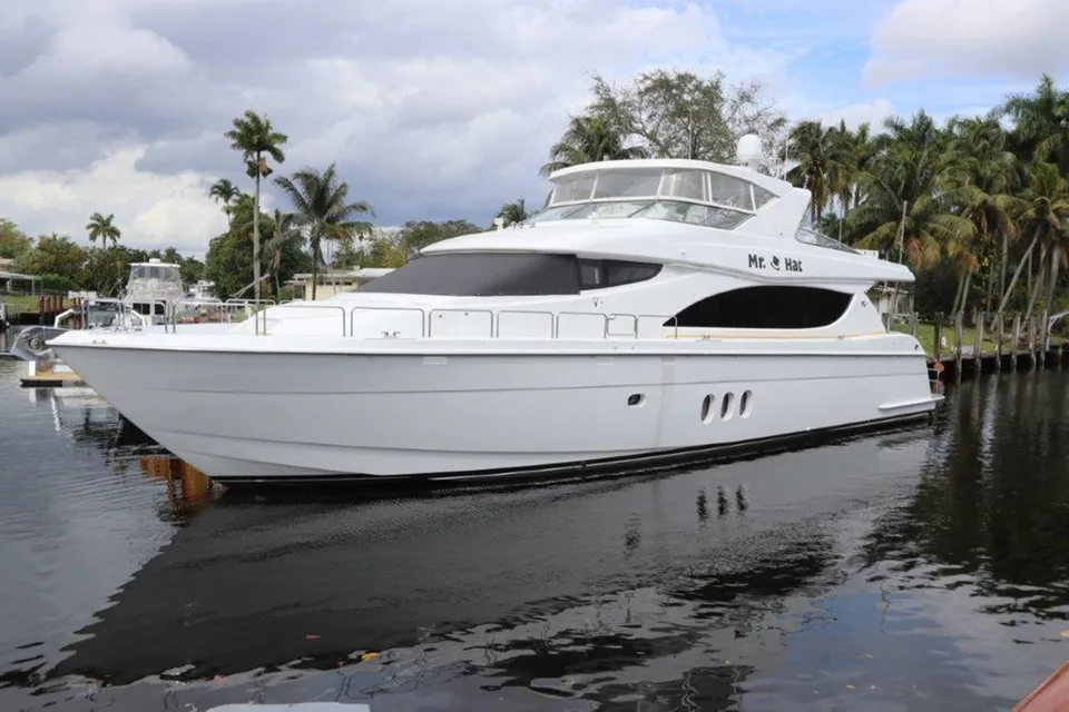 Hatteras 80