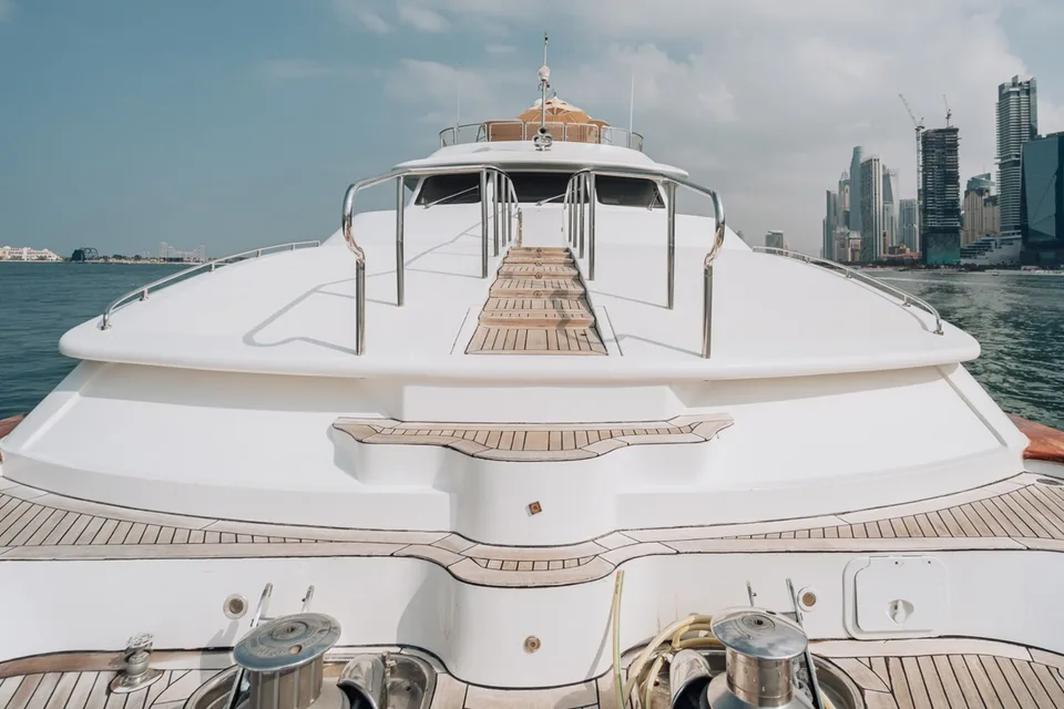 Benetti  Benetti 115