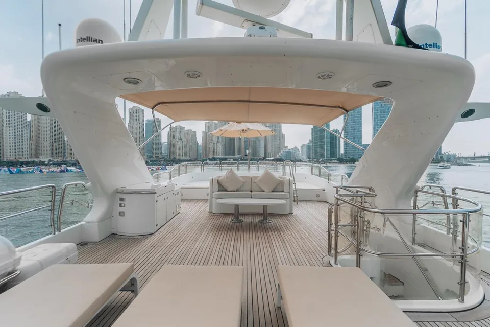 Benetti  Benetti 115