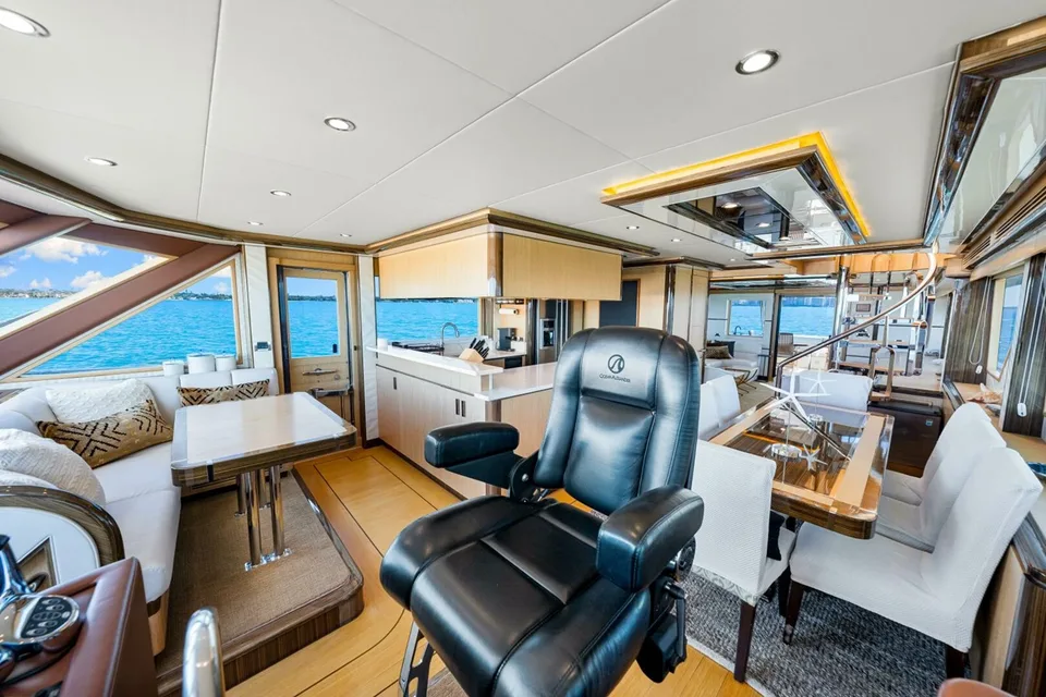 Ocean Alexander 83 Motor Yacht