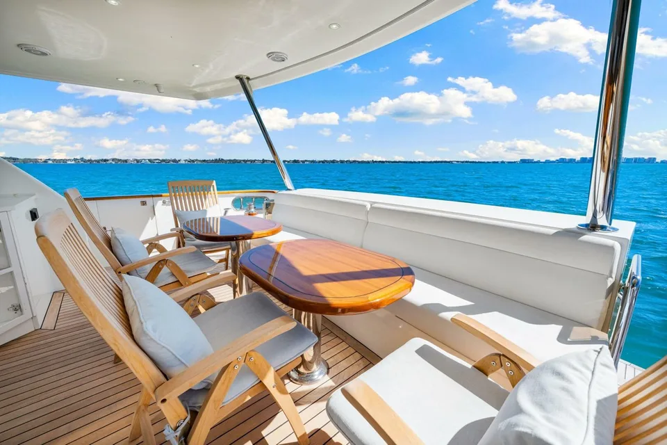 Ocean Alexander 83 Motor Yacht