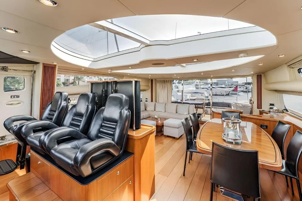 Sunseeker Predator 82