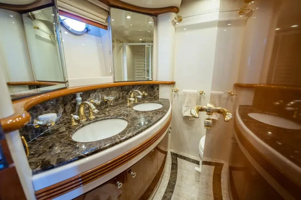 Azimut