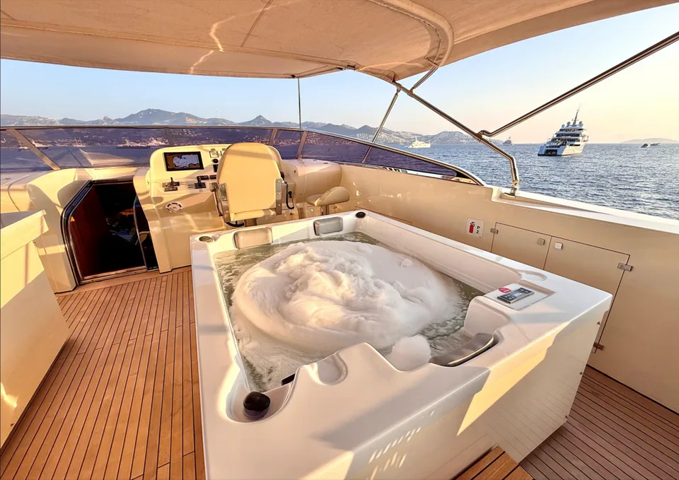 Riva 115 ATHENA
