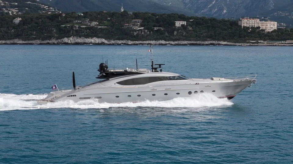 Palmer Johnson 120