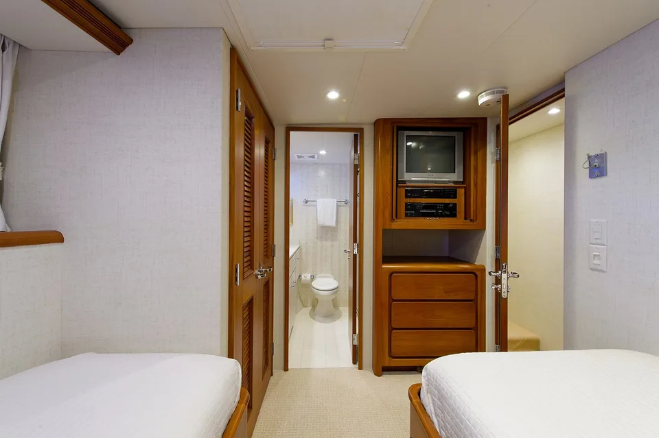 Burger Boat Company Enclosed Bridge Sportfish