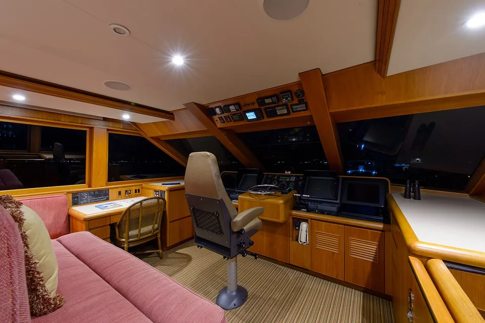 Burger Boat Company Enclosed Bridge Sportfish