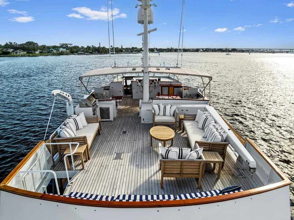 Burger Boat Company Raised Pilothouse Motor Yacht