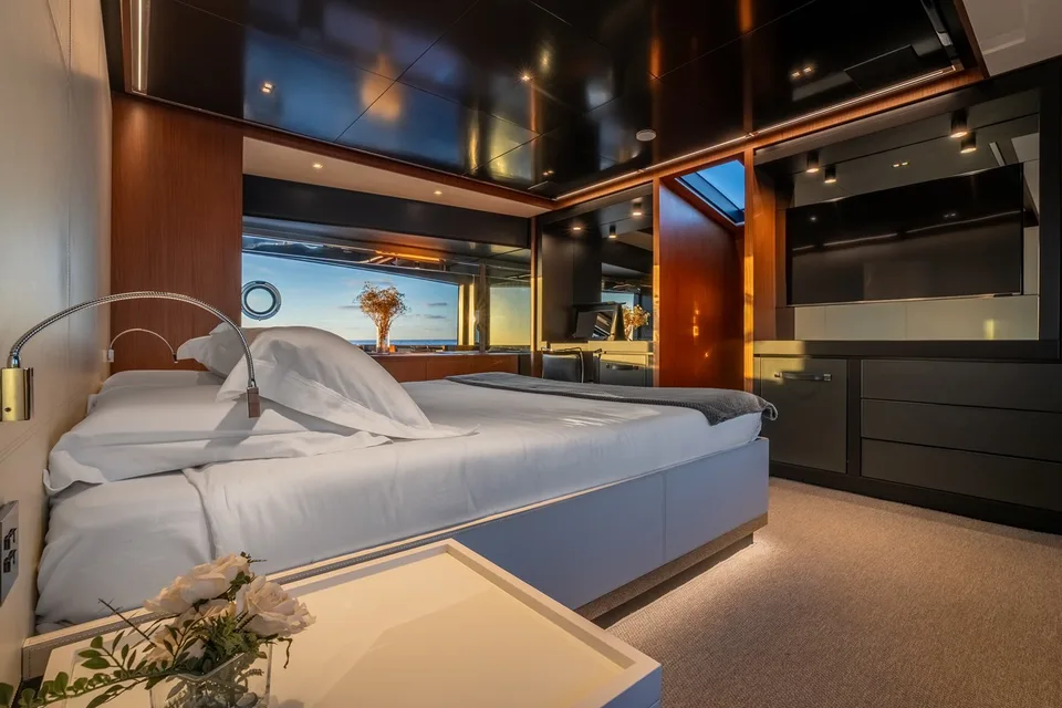 Riva 90' Argo