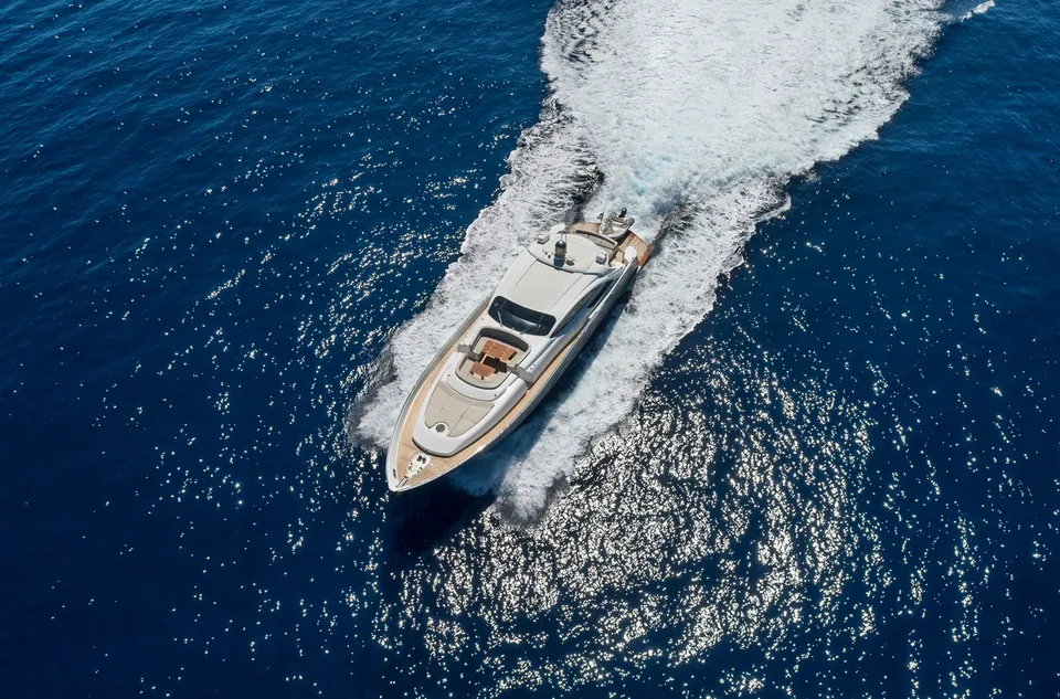 Pershing 88