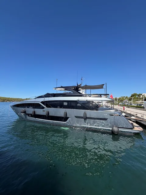 Riva 90 ARGO