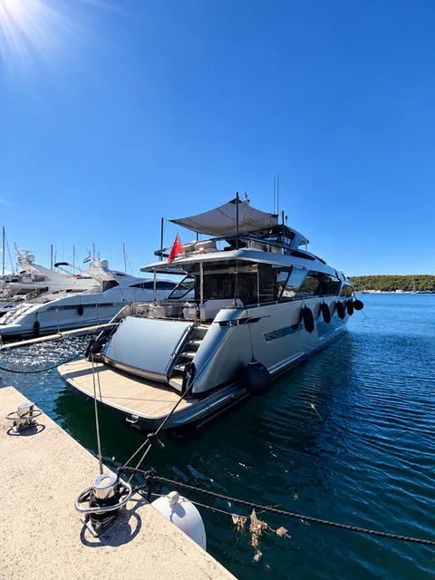 Riva 90 ARGO