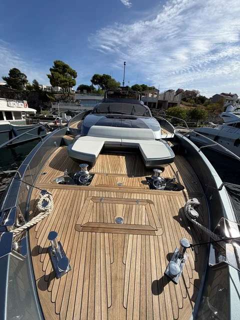 Riva 90 ARGO