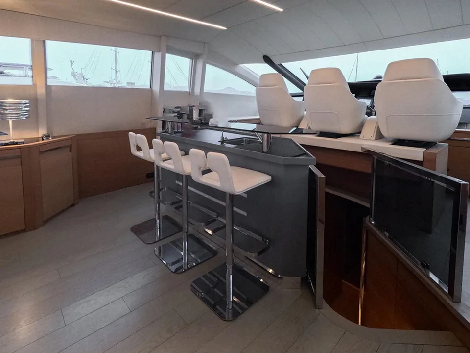 Pershing Pershing 92