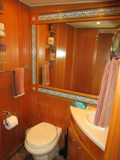 Burger Boat Company Flush Deck with Flybridge