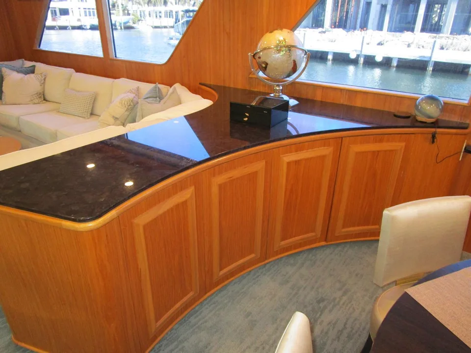 Burger Boat Company Flush Deck with Flybridge