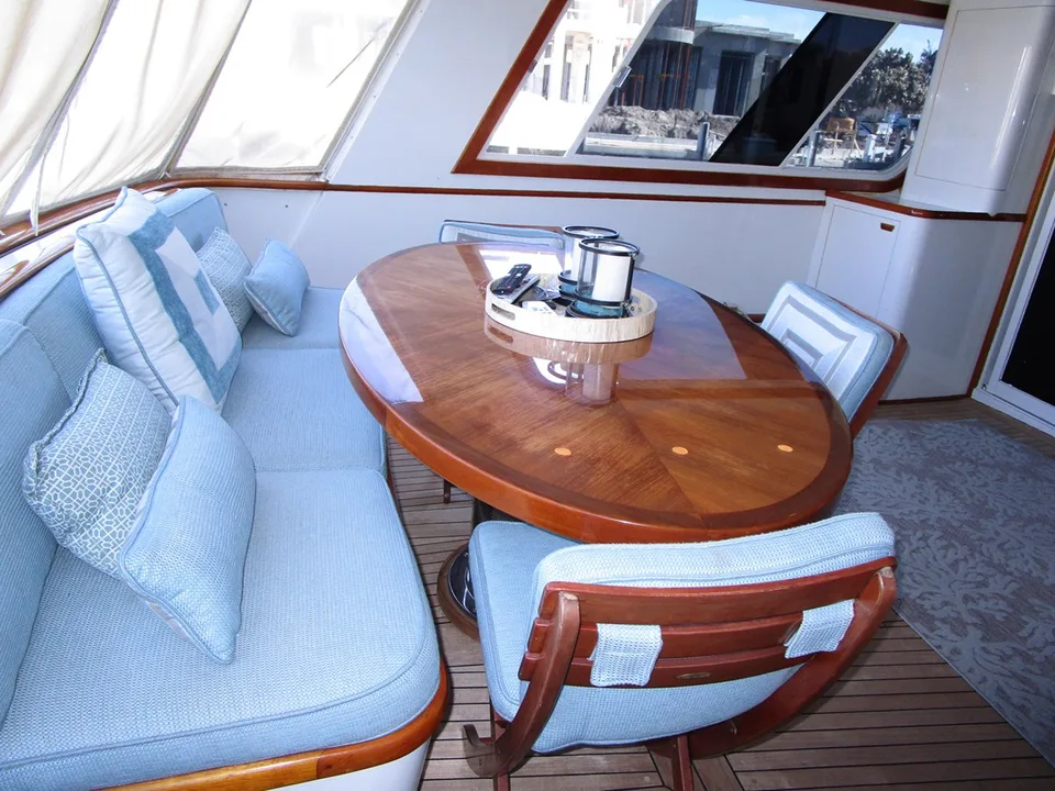 Burger Boat Company Flush Deck with Flybridge