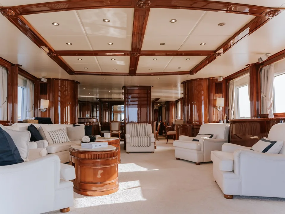 Benetti Classic 115