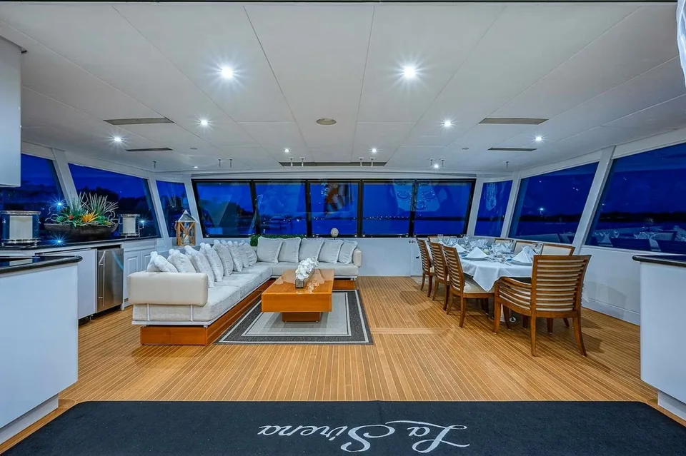 Christensen Raised Pilothouse