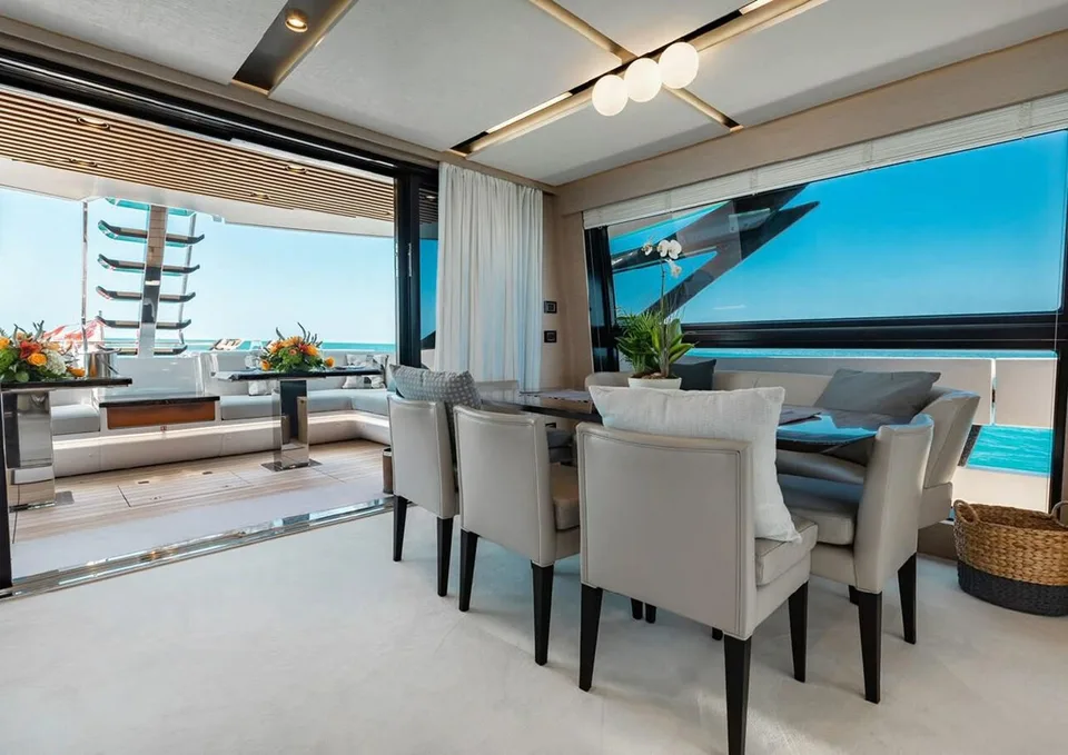 Azimut S10