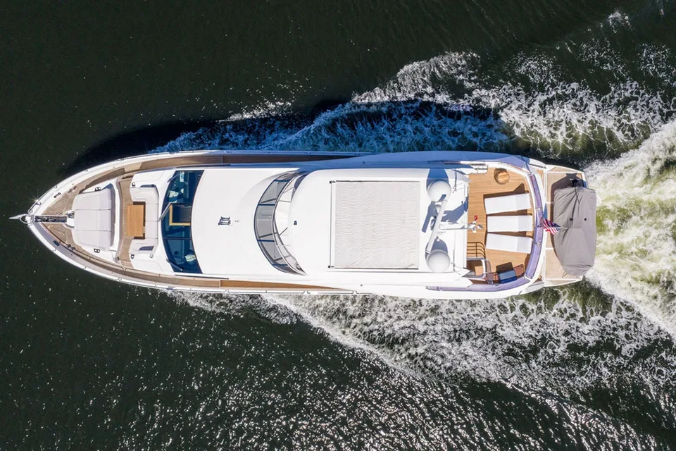 Sunseeker 86 YACHT
