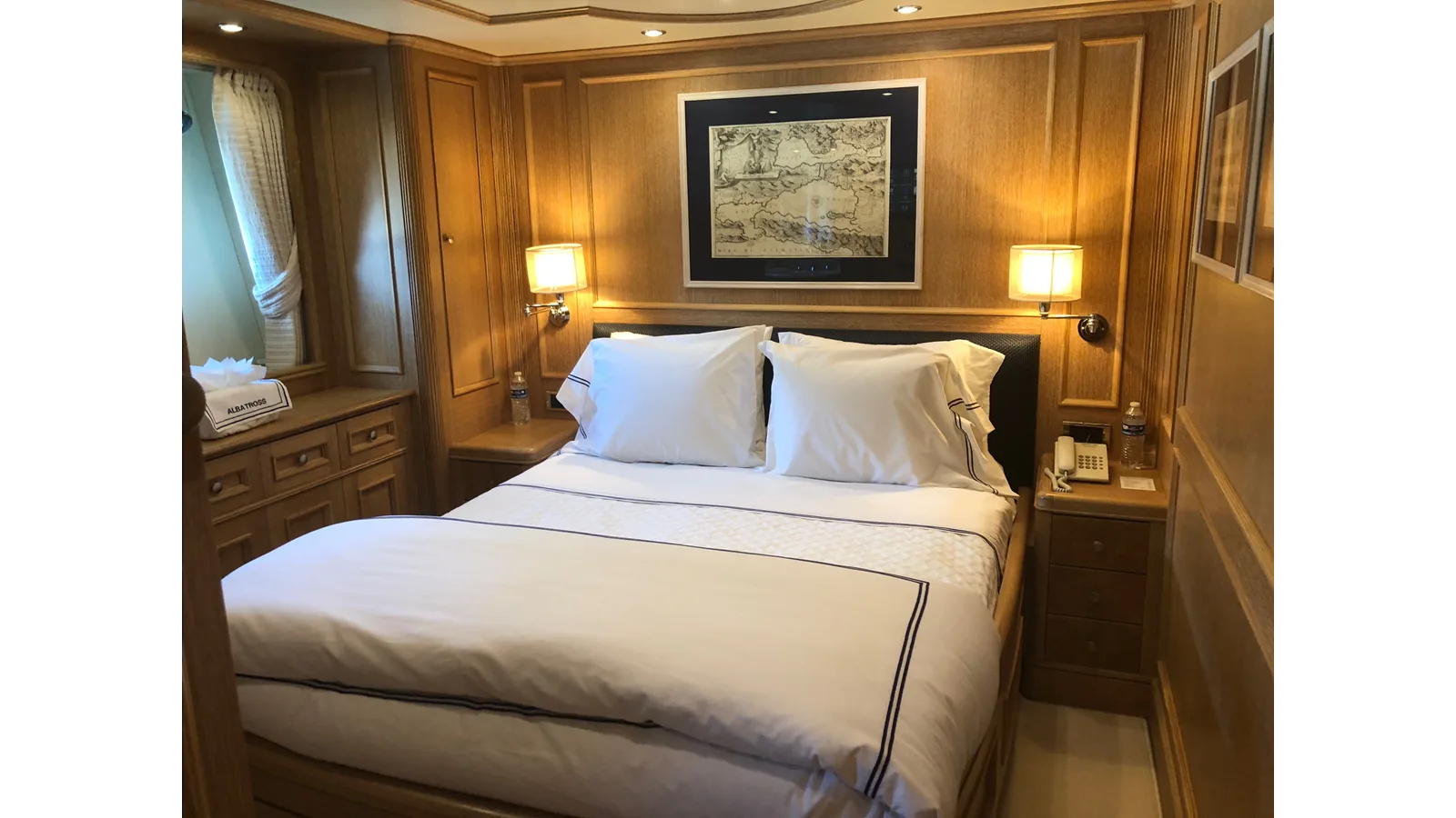 Benetti Cockpit