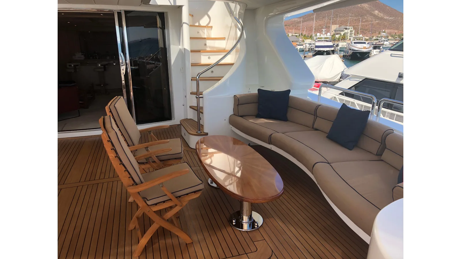 Benetti Cockpit