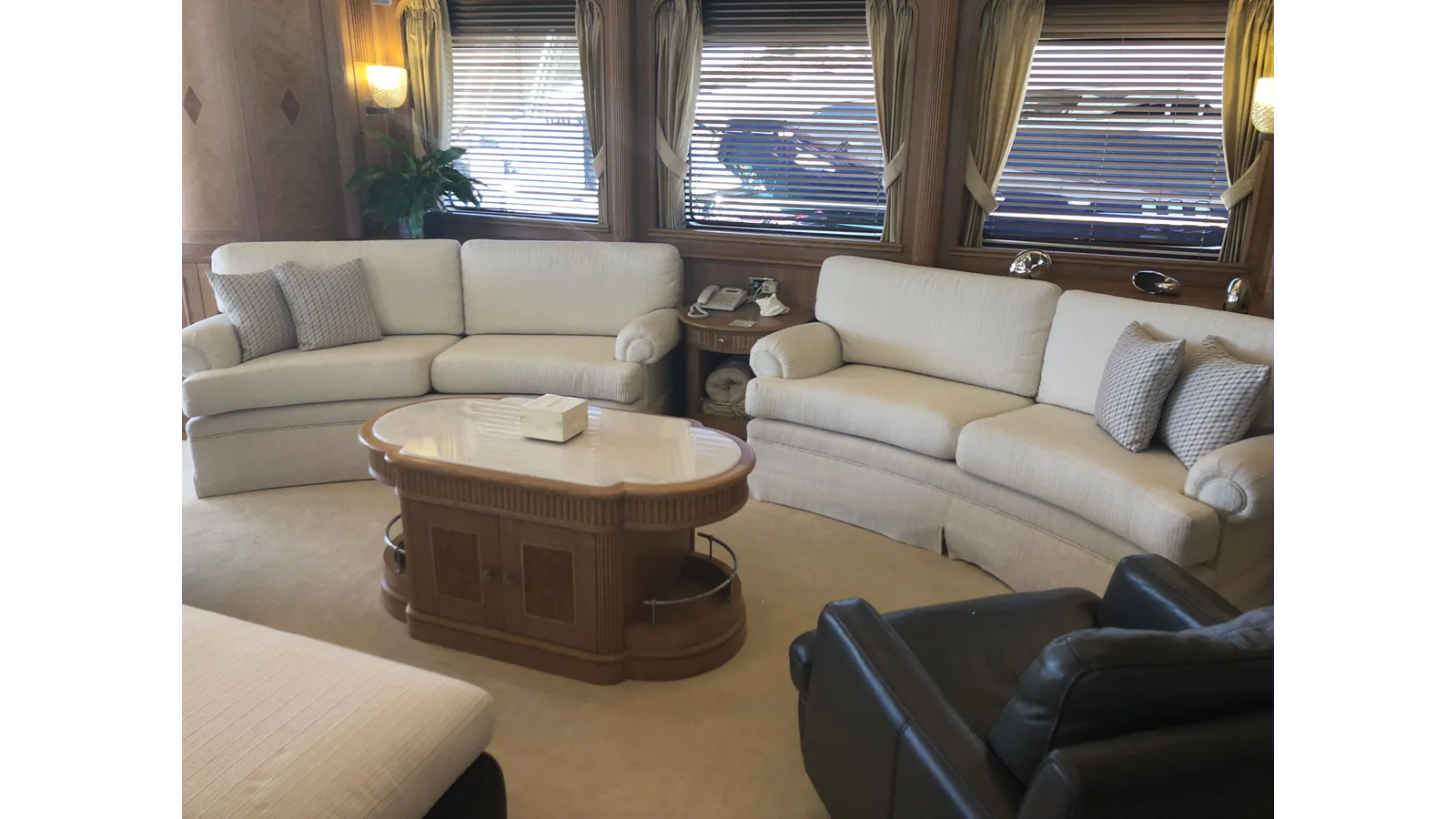Benetti Cockpit