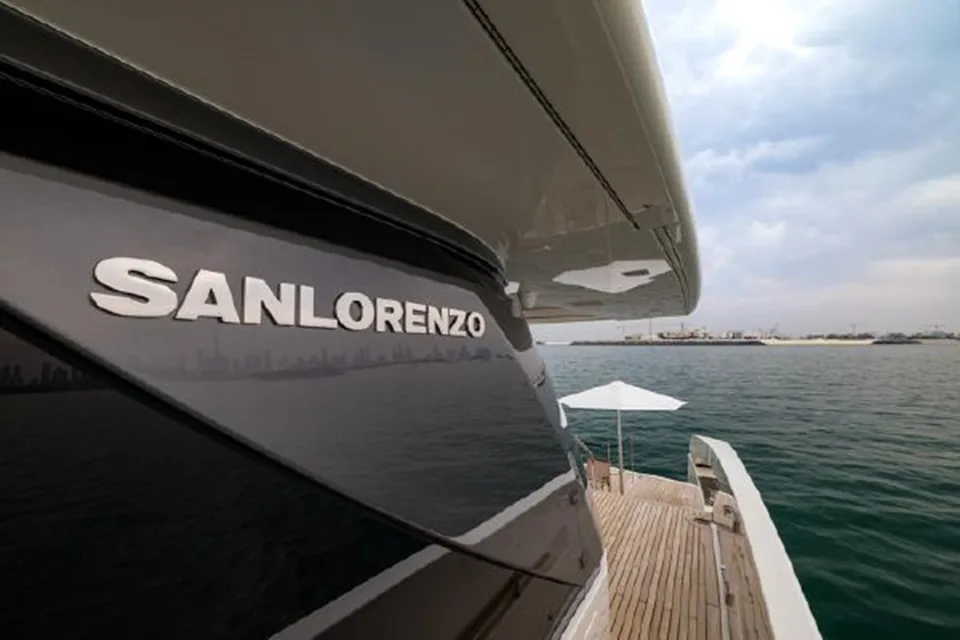 Sanlorenzo SX88