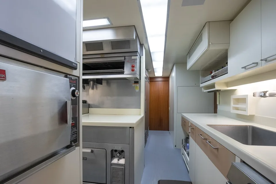 Feadship 140 Trideck