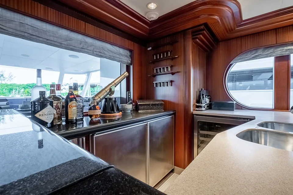 Feadship 140 Trideck