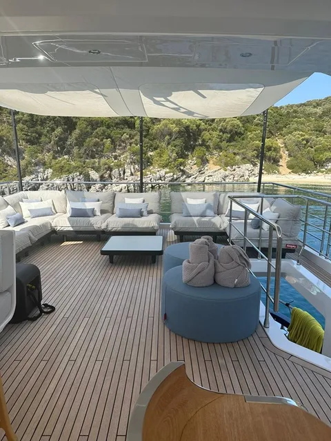 Azimut GRANDE 27 METRI