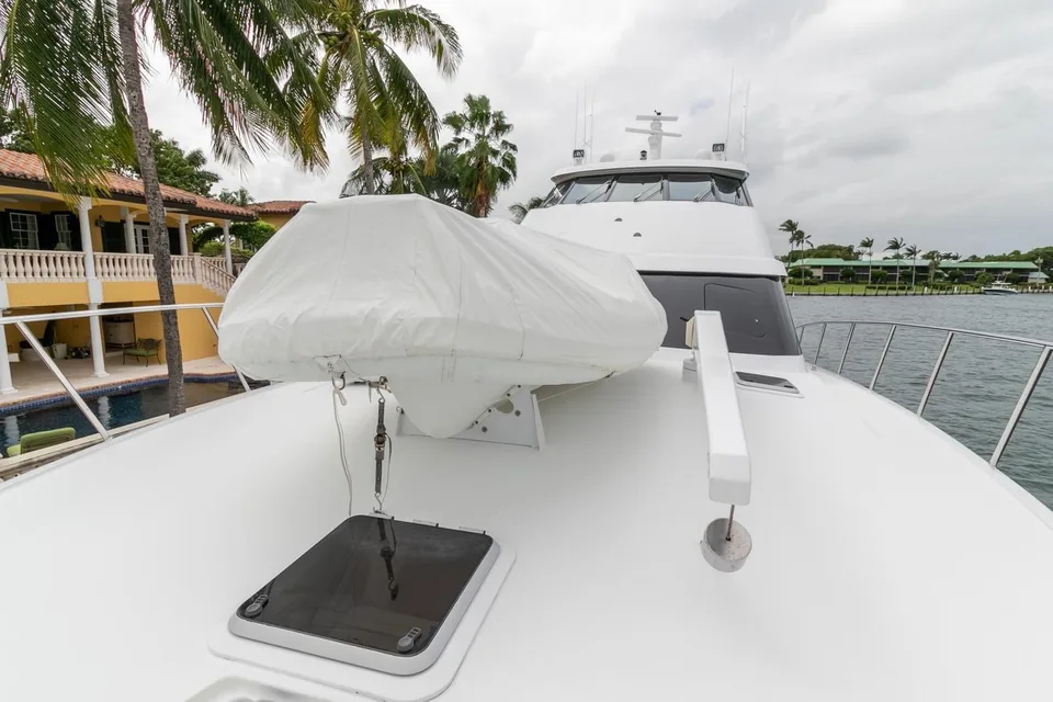 Palmer Johnson 80 Sportfish M/Y