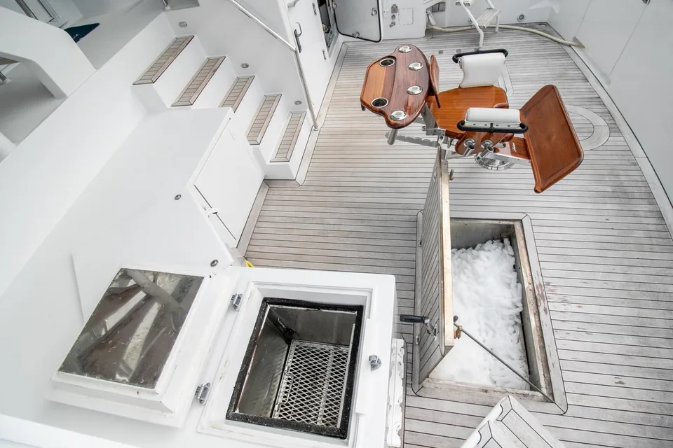 Palmer Johnson 80 Sportfish M/Y