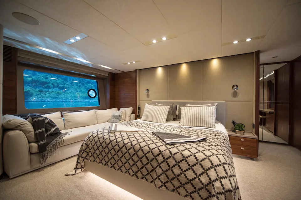 Princess 88 Motor Yacht