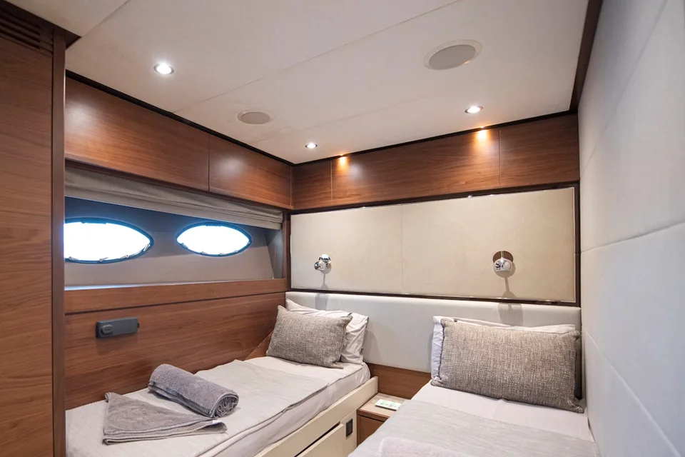 Princess 88 Motor Yacht