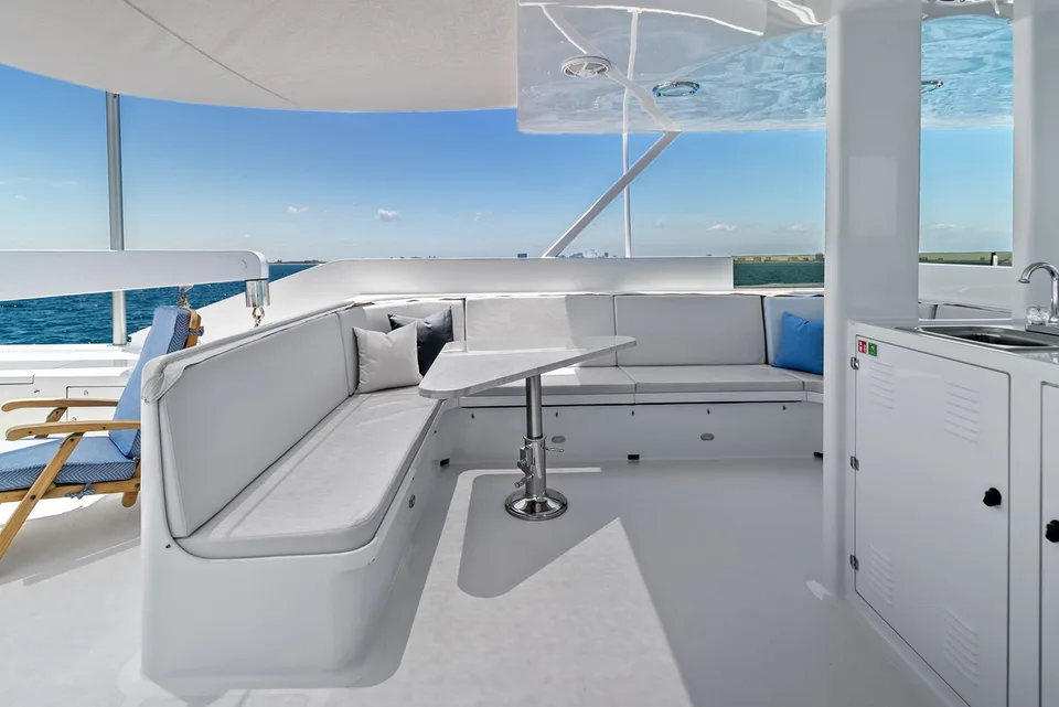 Burger Boat Company Raised Pilothouse