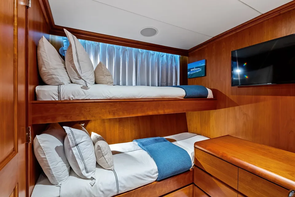 Burger Boat Company Raised Pilothouse