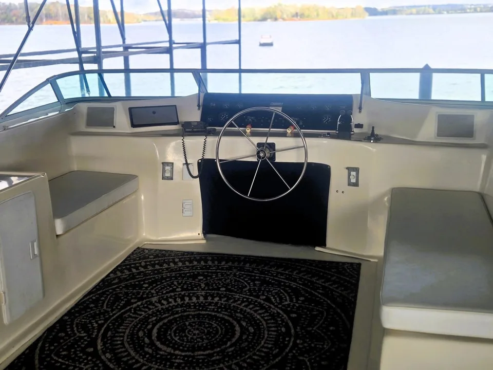 Sumerset Houseboats 82'x18'