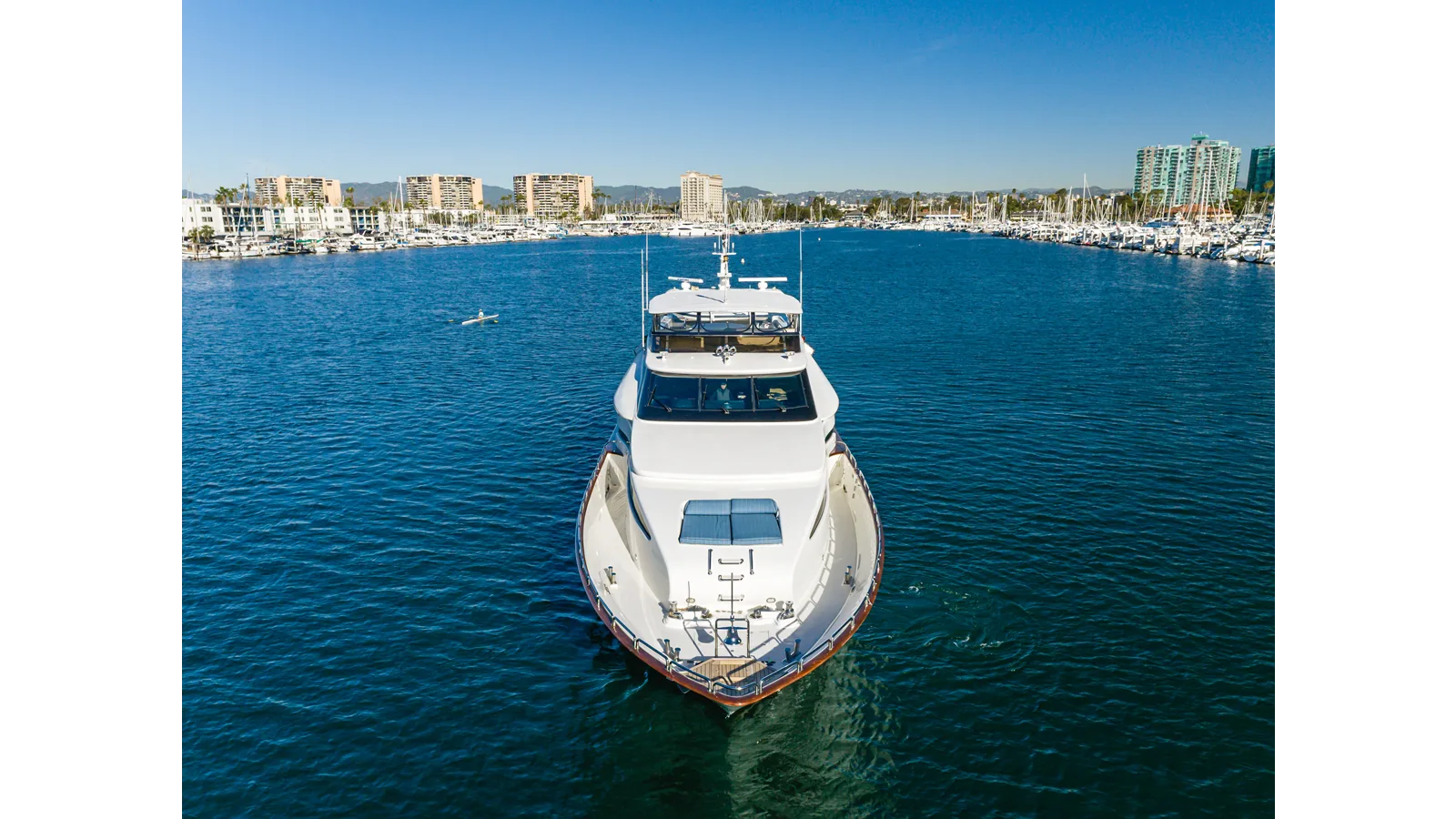 Destiny 104 Raised Pilothouse