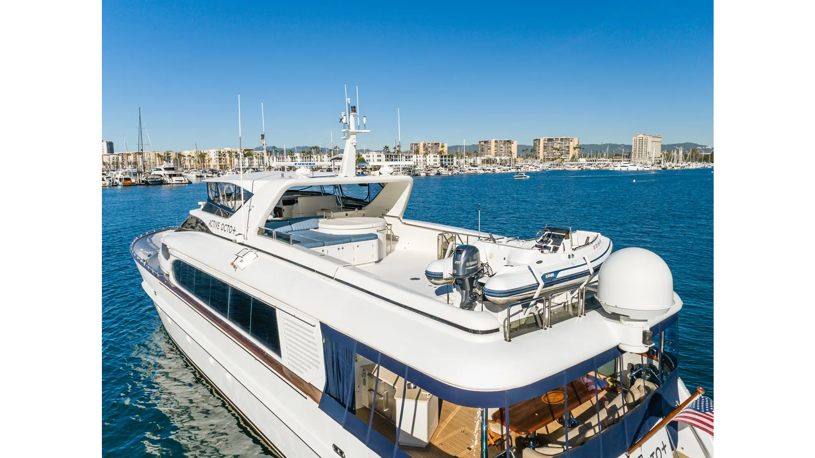 Destiny 104 Raised Pilothouse