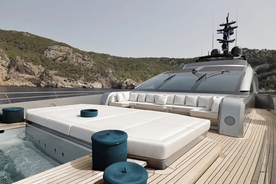 Rossinavi 50m Hybrid