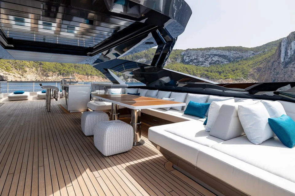 Rossinavi 50m Hybrid