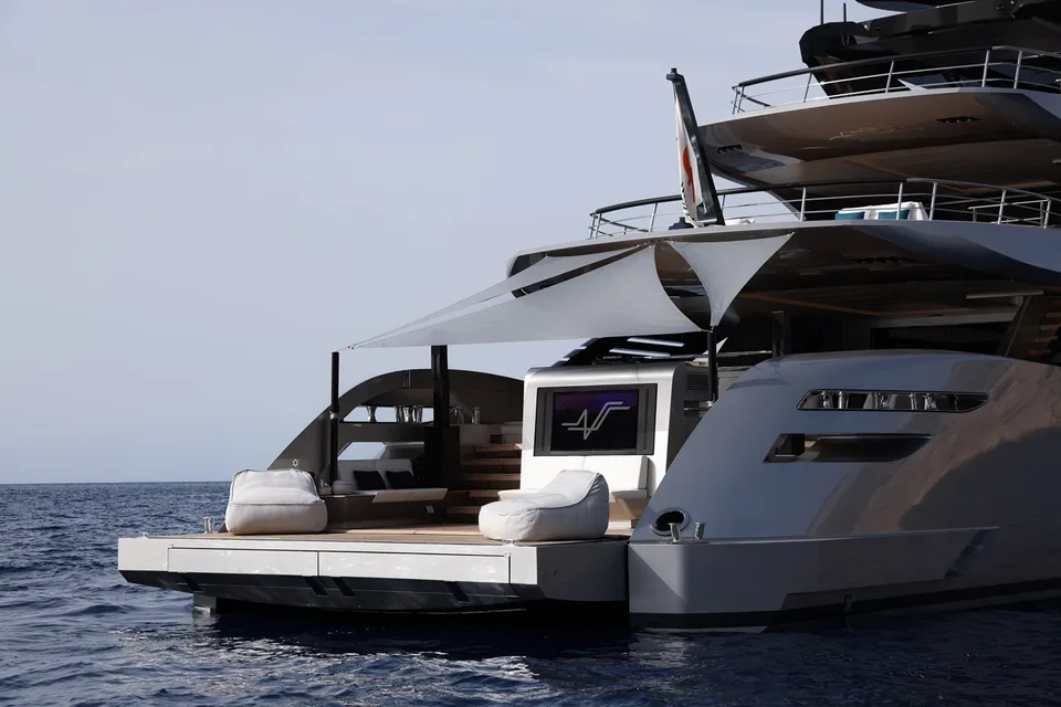 Rossinavi 50m Hybrid