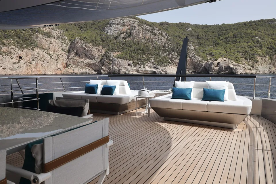 Rossinavi 50m Hybrid