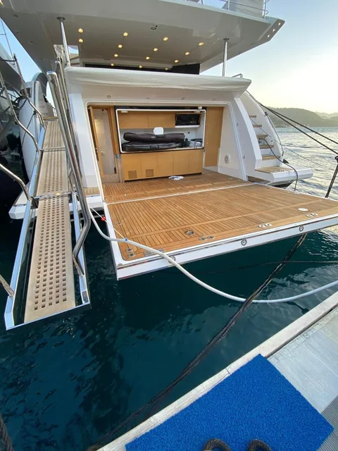 Azimut GRANDE 35 METRI