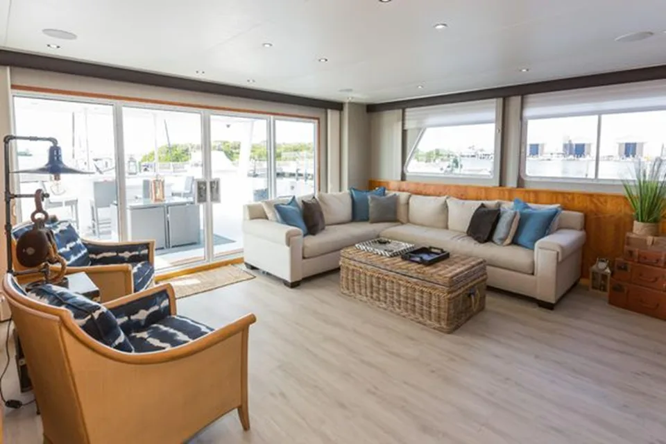 Custom Flybridge MotorYacht