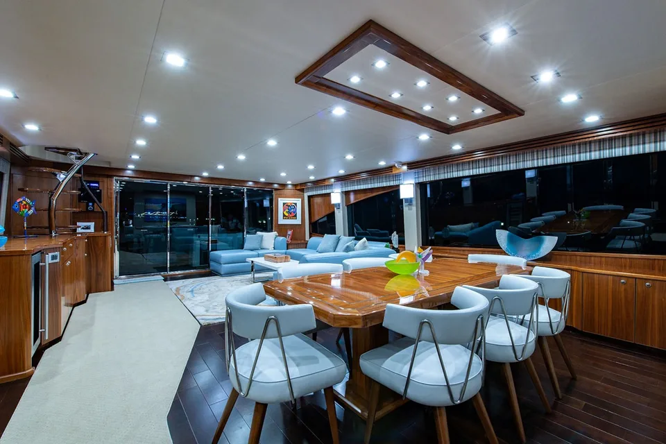 Viking Enclosed Flybridge